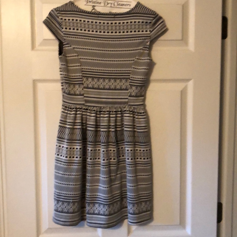 Rewind Sz s black/white pull over knit dress - Picture 2 of 2